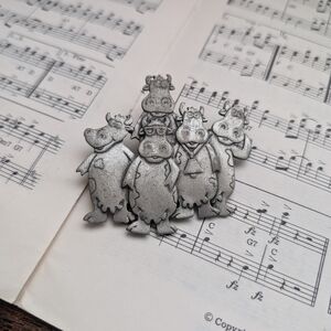 Silver Cow Brooch